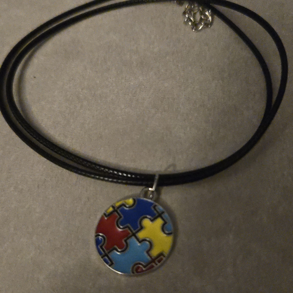 Autism Pendant Choker Necklace - Multicolor Quarter Size Medallion